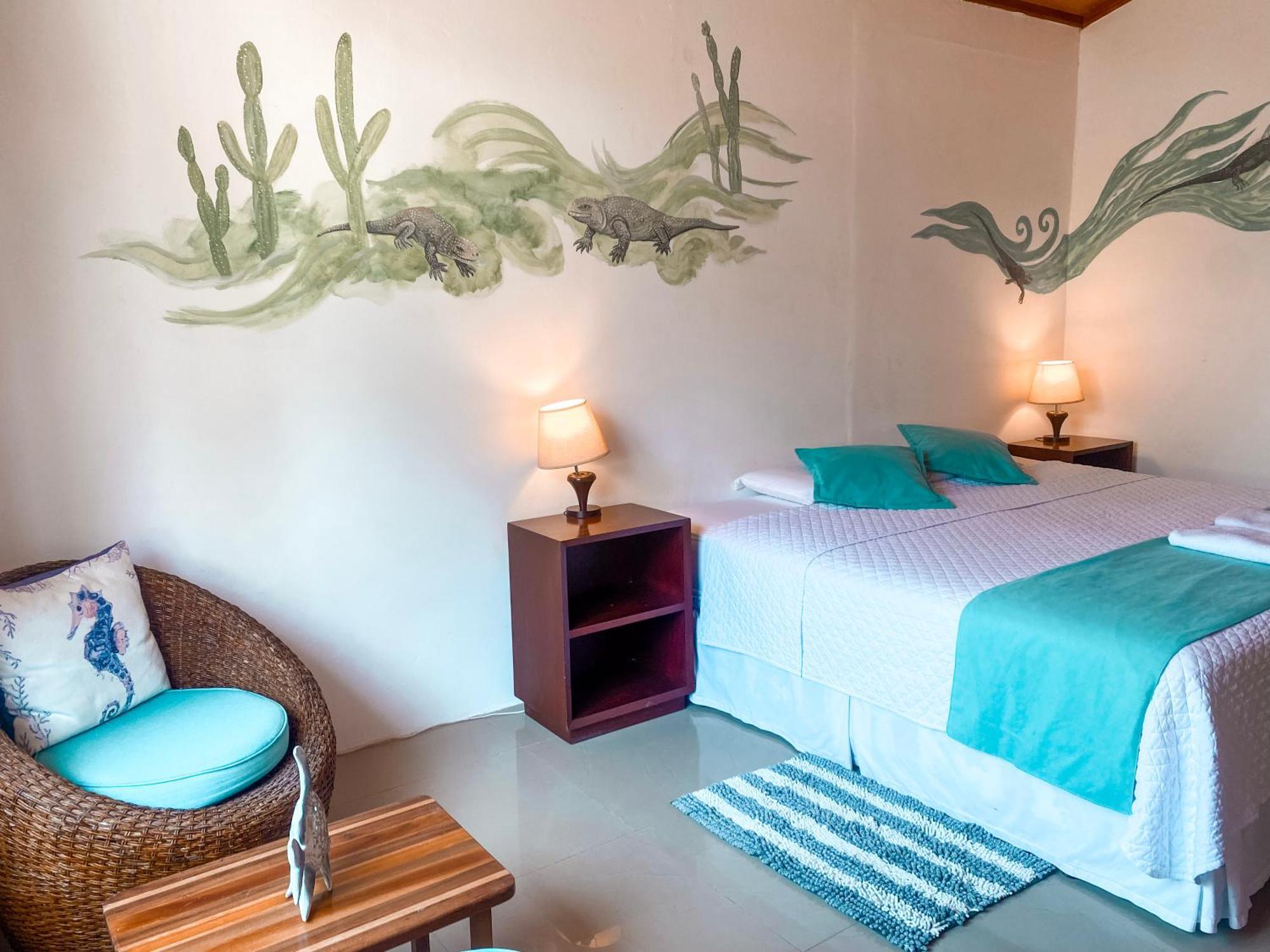 Hotel Coral Blanco With High Speed Internet Starlink And Galapagos Tour Operator Пуерто Виламил Екстериор снимка